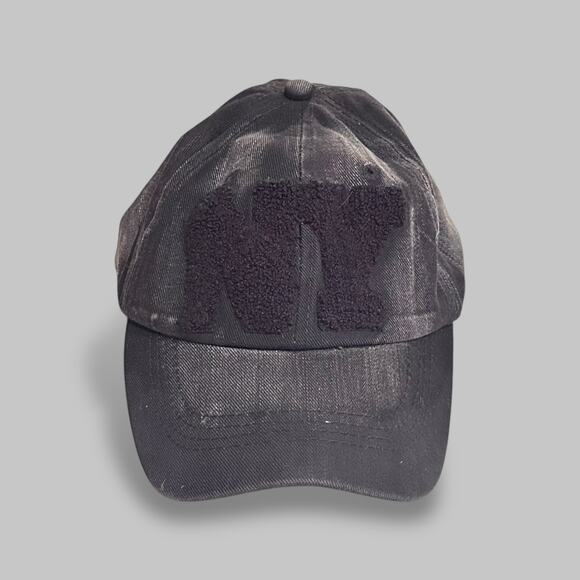 Black Distressed NY Patch Baseball Cap – One Size Adjustable - Picture 1 of 5